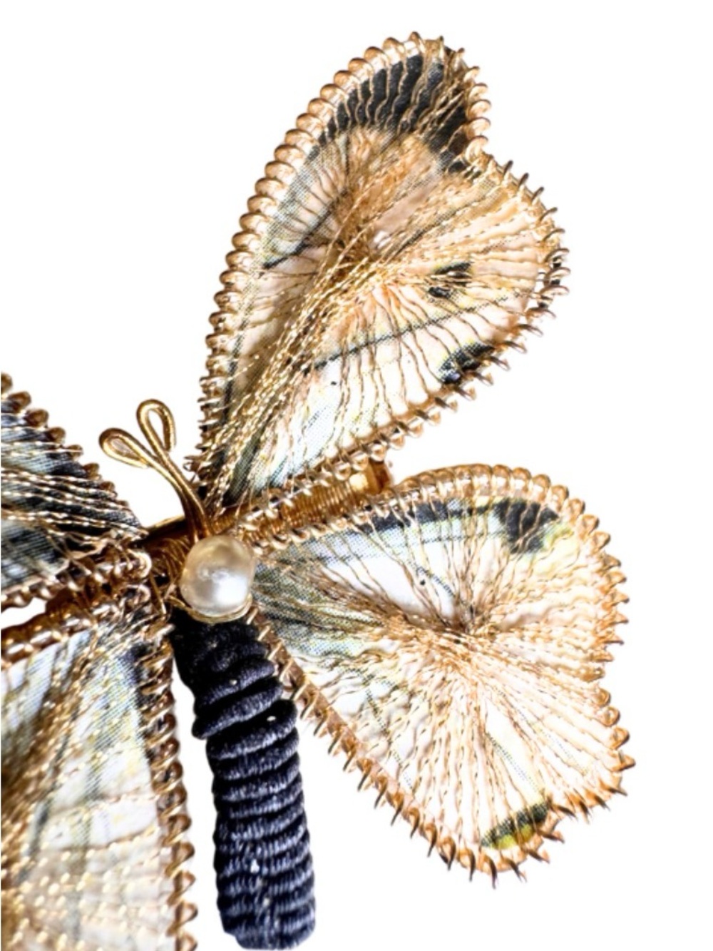 Butterfly Handmade String Brooch - Picture 2 of 4